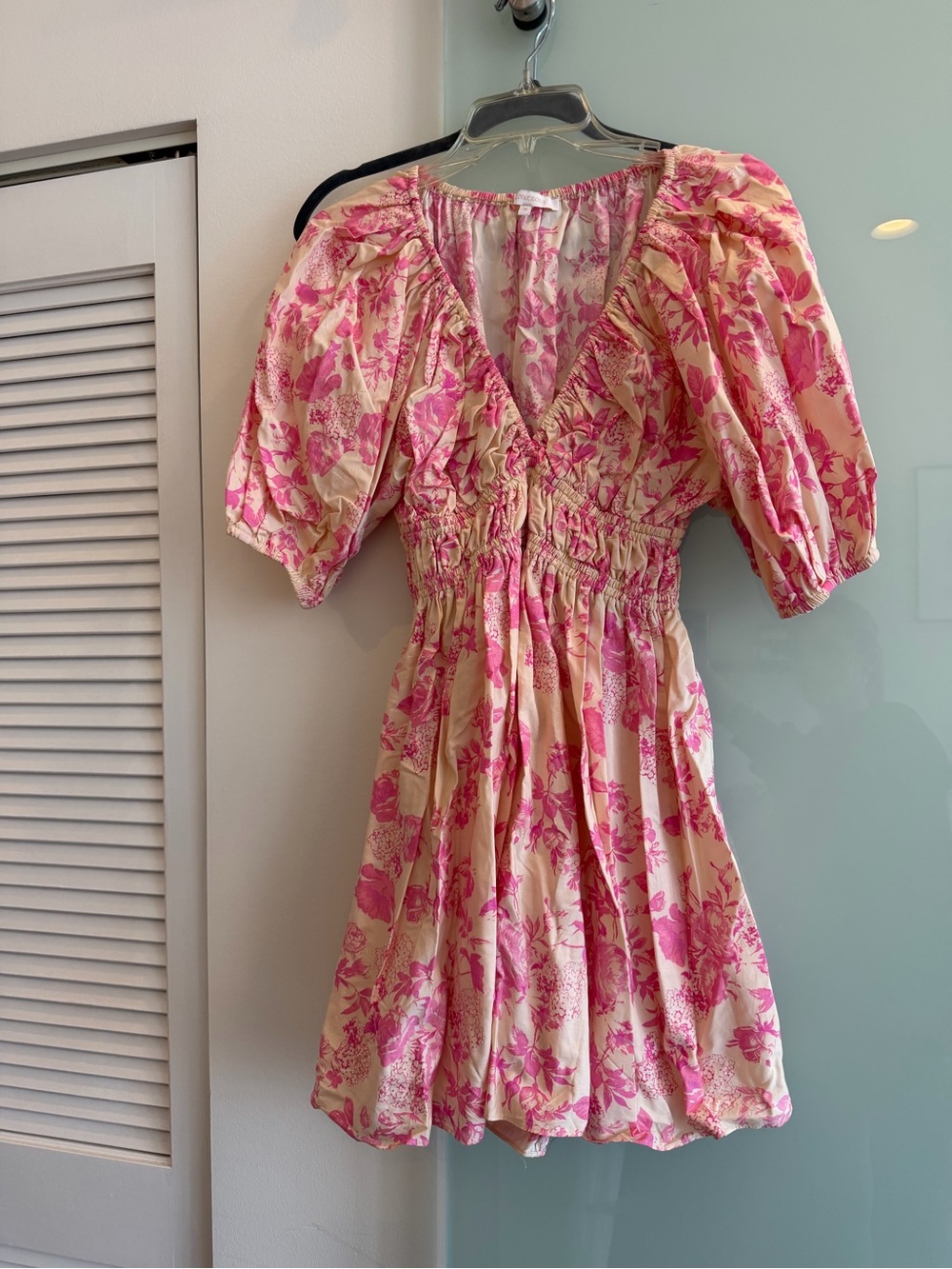 Oliviaceous Pink Floral Puff-Sleeve Mini Dress